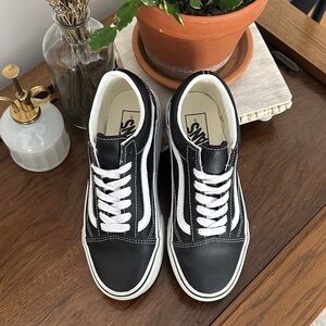 Vans Classic Black and White Low-Tops